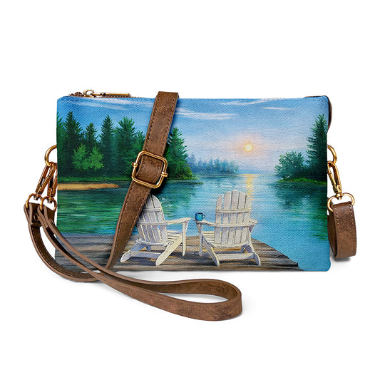 Classic Lakeside Crossbody Bag with Timeless Natural Style